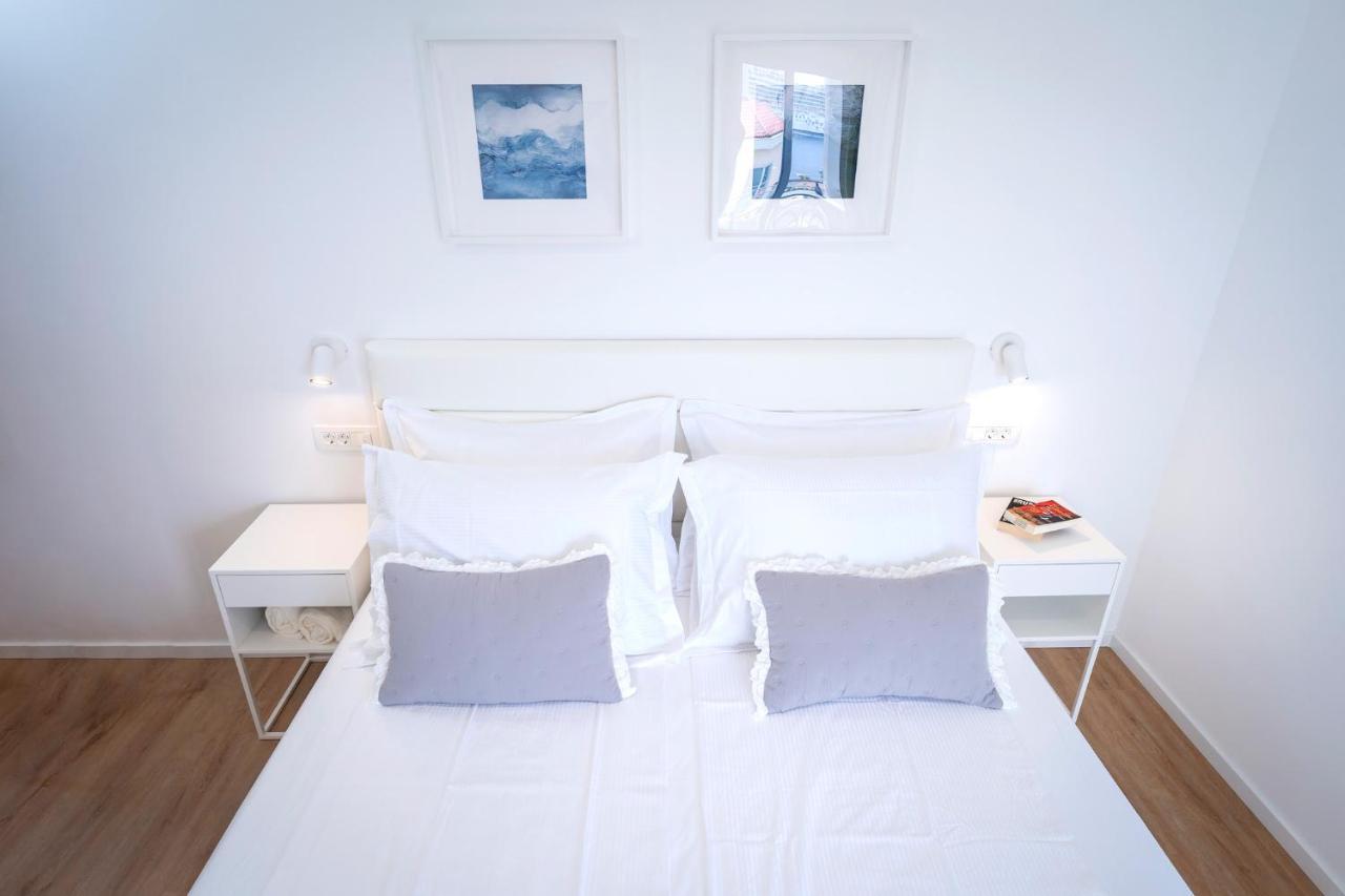 Feelhvar Along Bluelagoon Beach Hvar Town Exterior foto