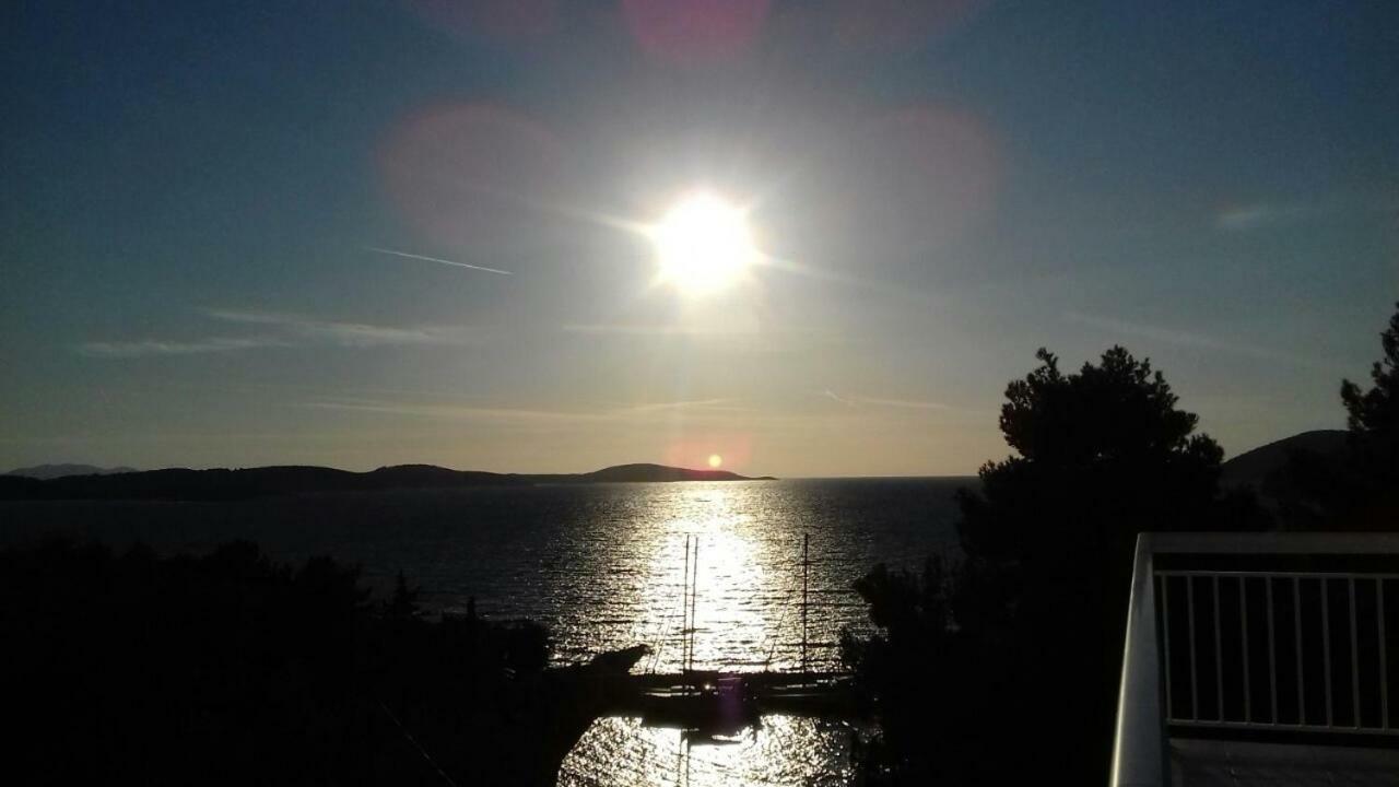 Feelhvar Along Bluelagoon Beach Hvar Town Exterior foto